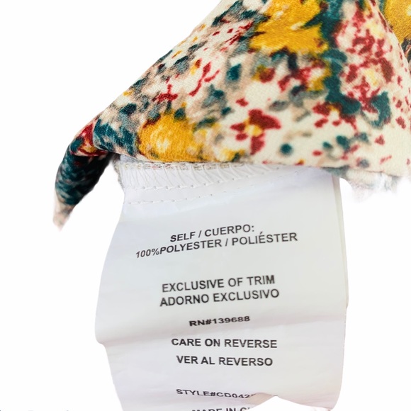 Coco + Jameson Boho Lace Up Floral Bell Sleeves Romper - Picture 8 of 12